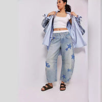 Relaxed Mid-Waist Straight-Leg Jeans