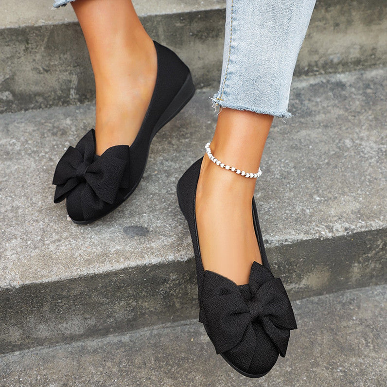 Women's Flats with Bow Knot Perfect for Everyday Wear 